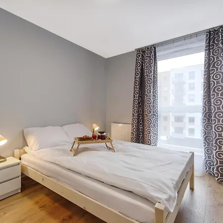 Sea And With Balcony By Rentujemy 그단스크